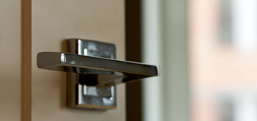 Door Lever Knob Repair in Gustine, California